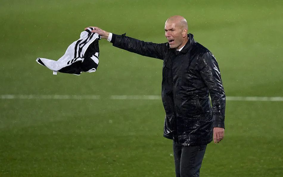  罗斯托克防守反击奏效，高效战术斩获宝贵积分